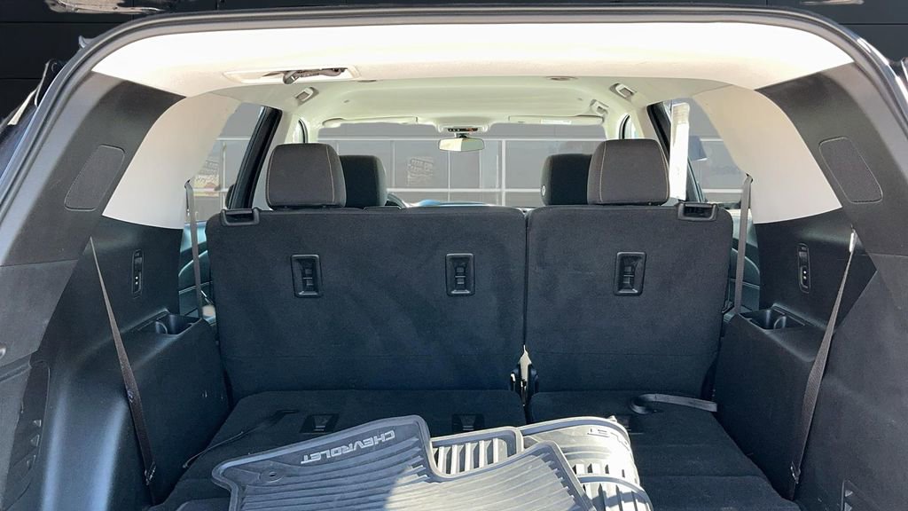 Used 2020 Chevrolet Traverse LS image 17