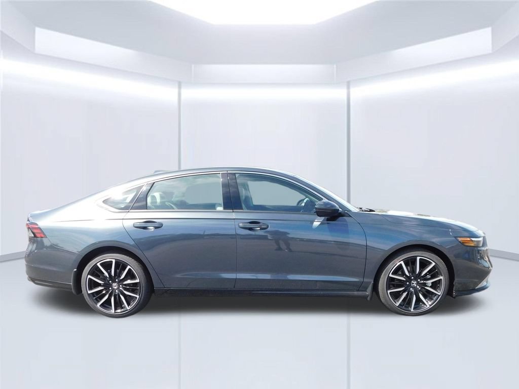 New 2026 Honda Accord Touring image 2