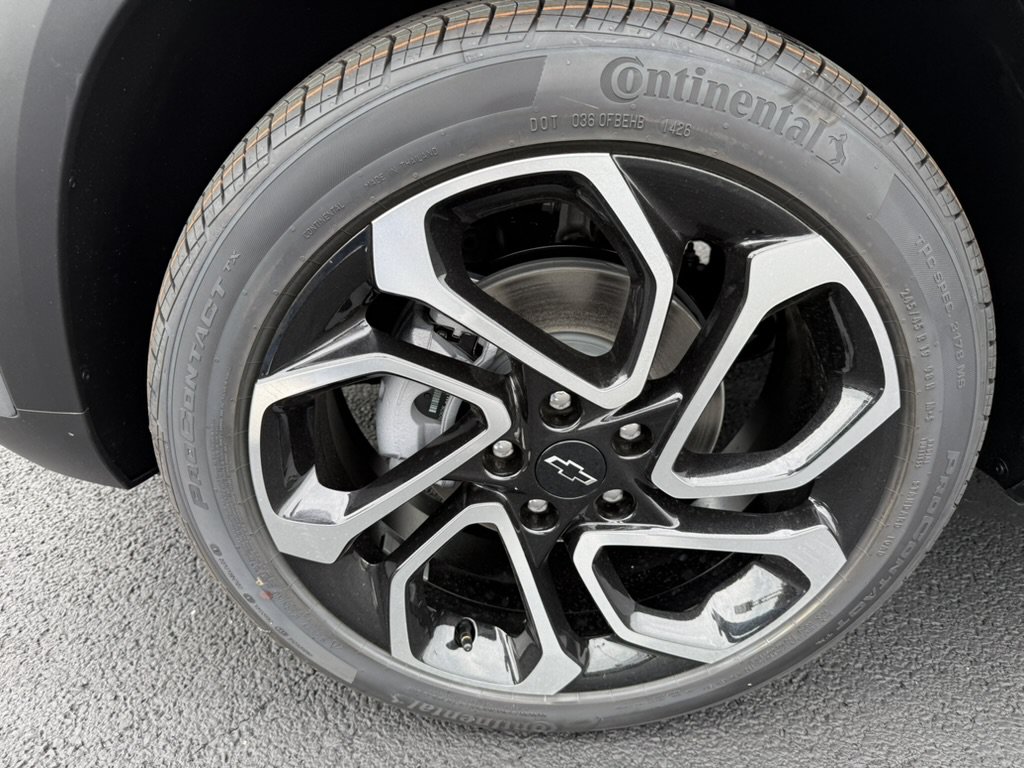 New 2026 Chevrolet Trax RS w/ Sunroof Package FWD image 9