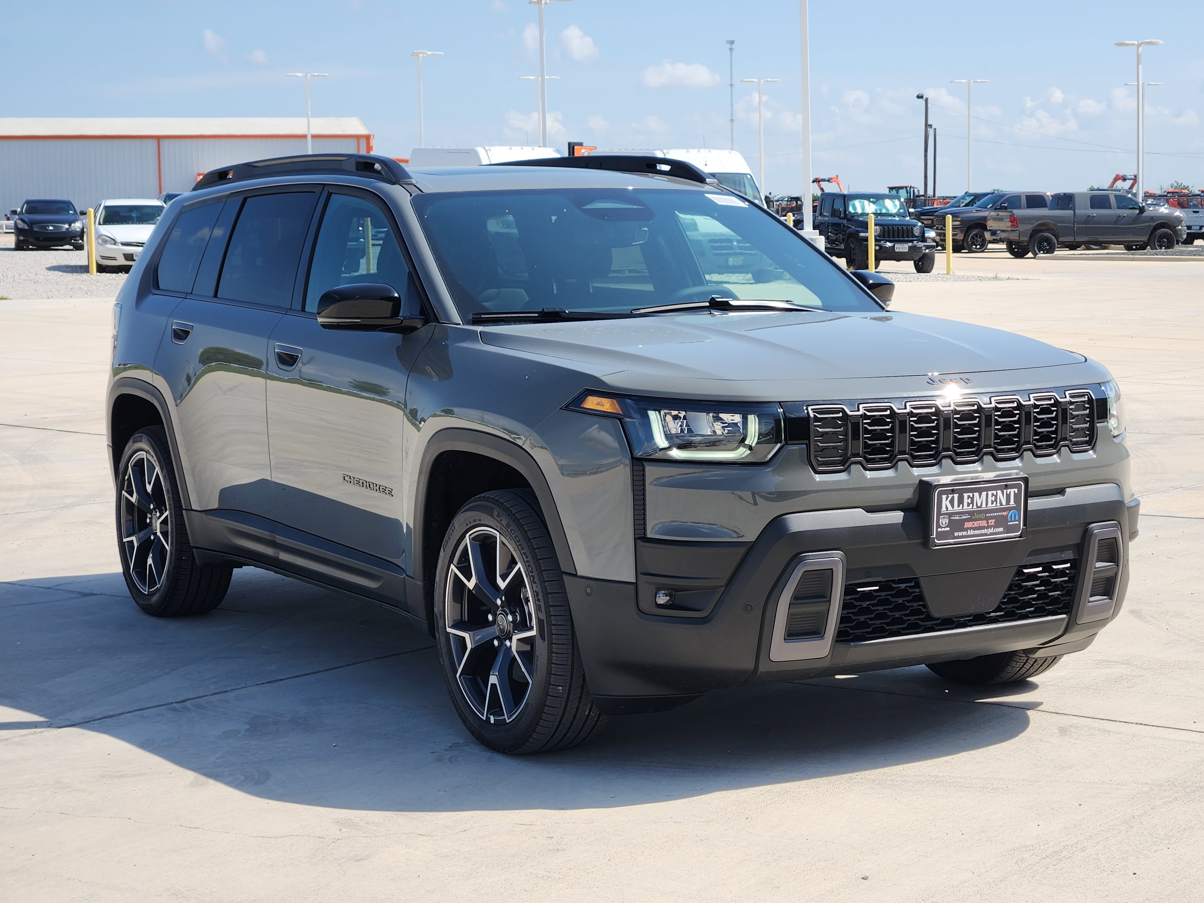 New 2026 Jeep Cherokee Overland AWD/4WD image 3