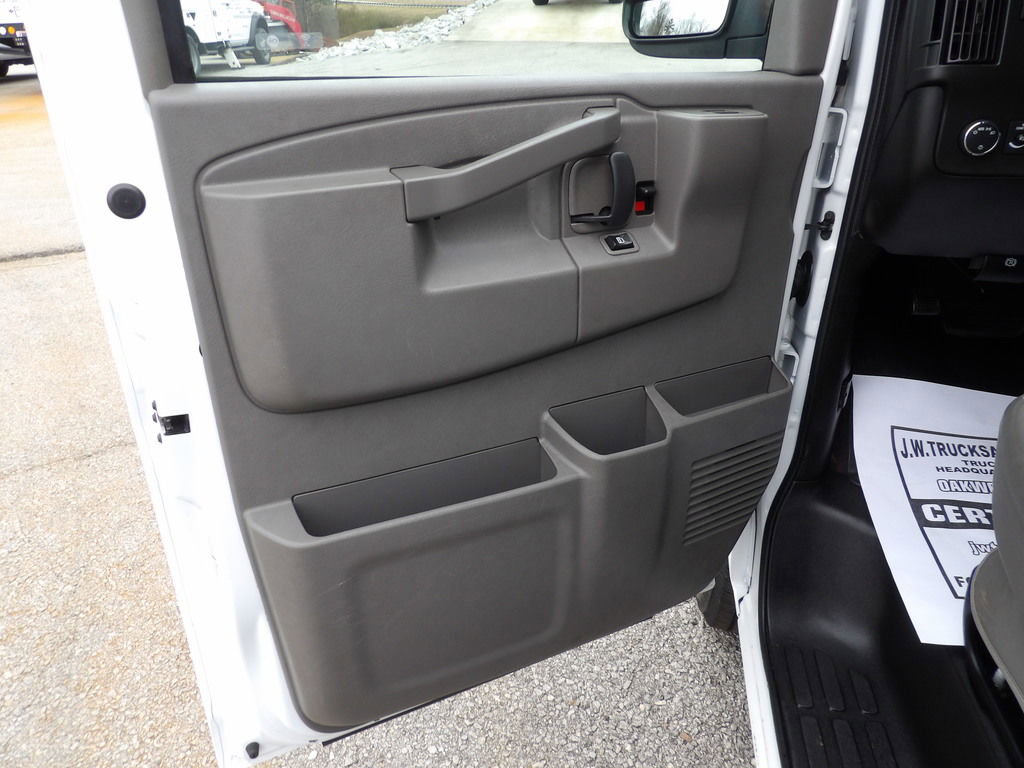 Used 2020 Chevrolet Express 3500 LS image 14