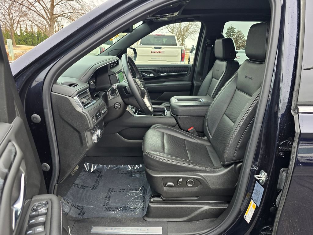 Certified 2023 GMC Yukon Denali image 14