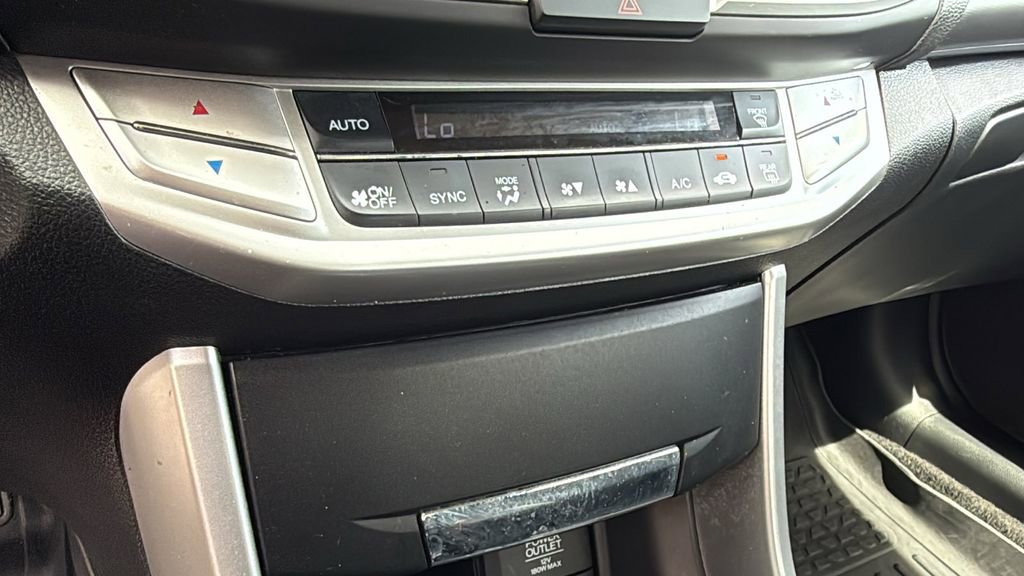 Used 2015 Honda Accord LX image 29