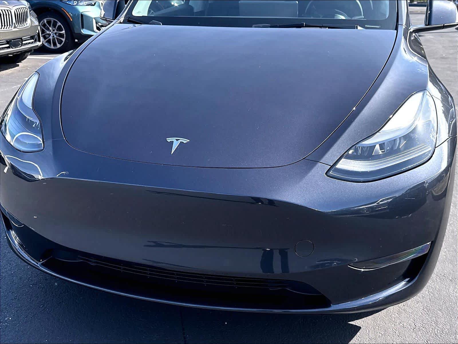 Used 2024 Tesla Model Y Long Range AWD/4WD image 34