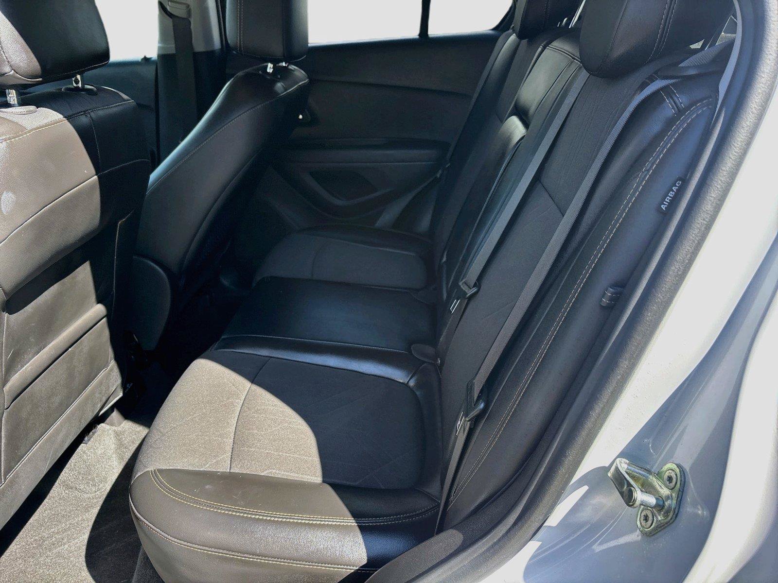 Used 2020 Chevrolet Trax LT w/ Driver Confidence Package FWD image 13