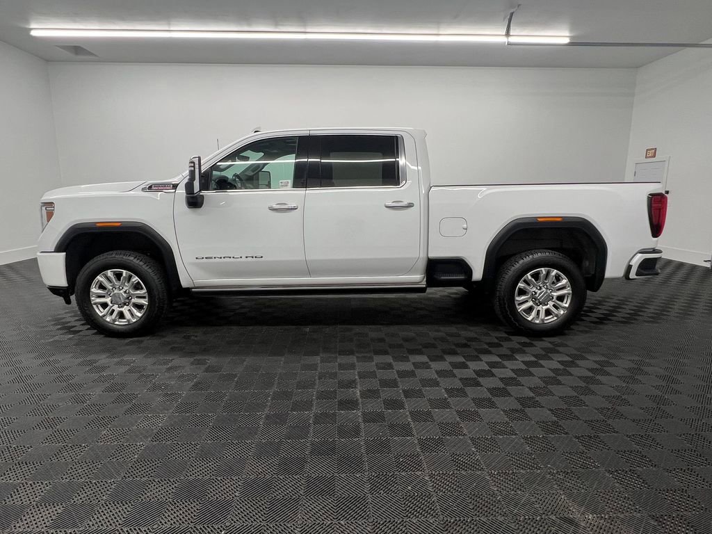 Used 2021 GMC Sierra 3500 Denali w/ Denali Ultimate Package AWD/4WD image 2