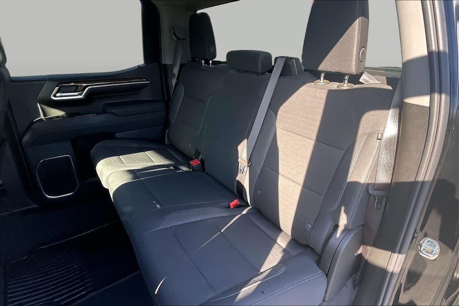 Used 2026 Chevrolet Silverado 1500 LT AWD/4WD image 20