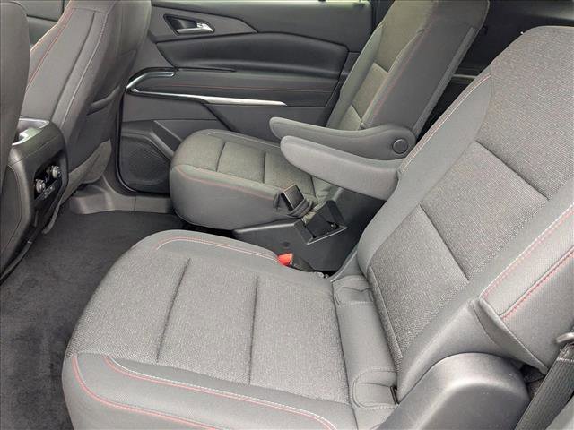 Used 2024 Chevrolet Traverse Z71 image 18