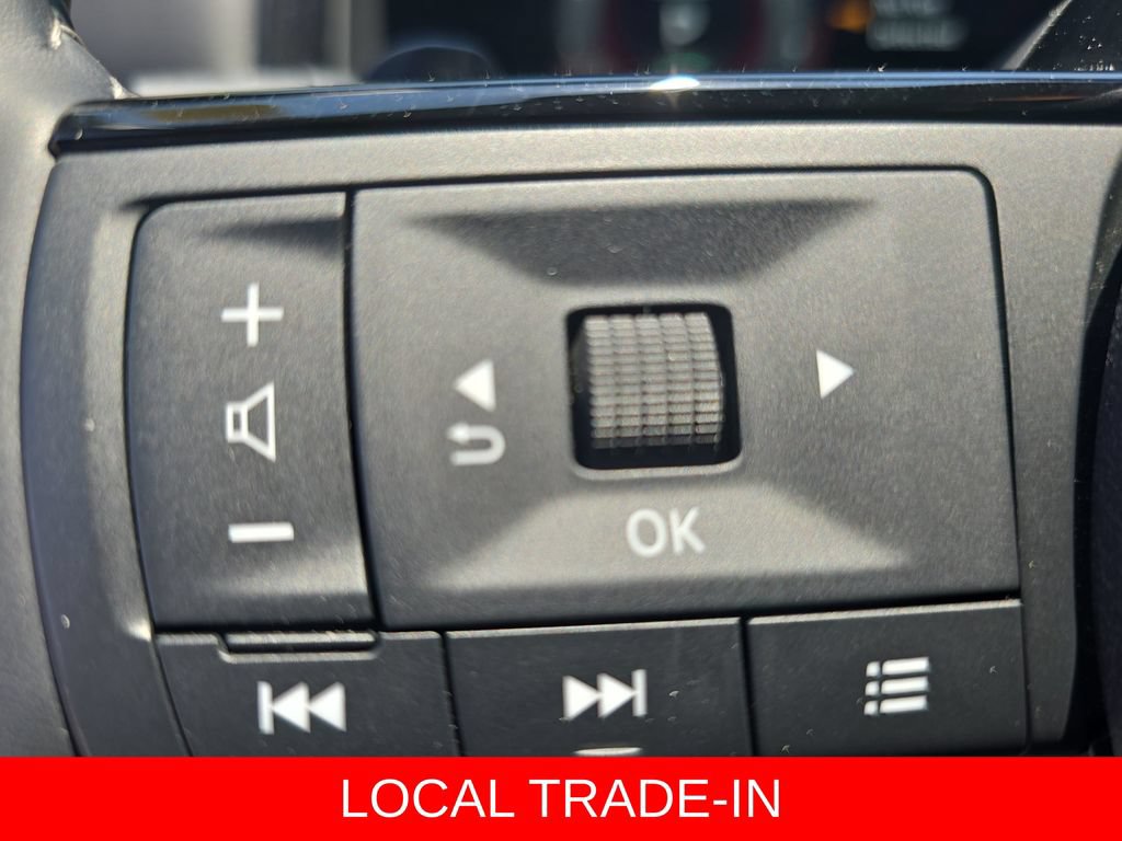 Used 2024 Nissan Pathfinder Platinum AWD/4WD image 18
