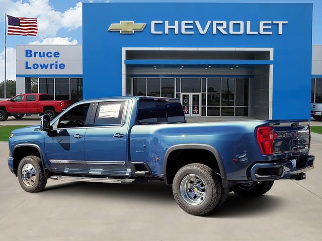 New 2026 Chevrolet Silverado 3500 High Country w/ Technology Package image 3