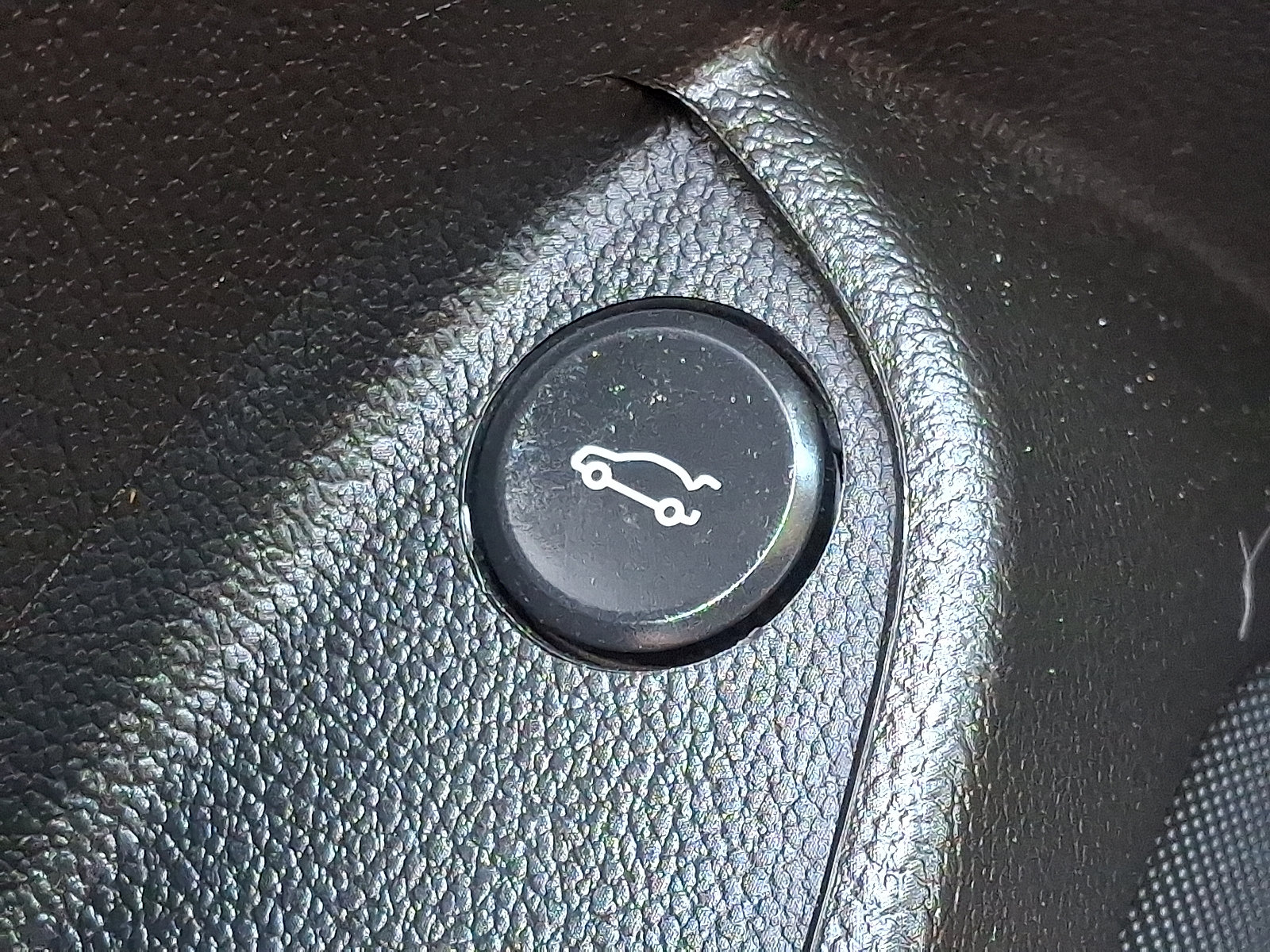 Used 2018 Chevrolet Cruze LS FWD image 25