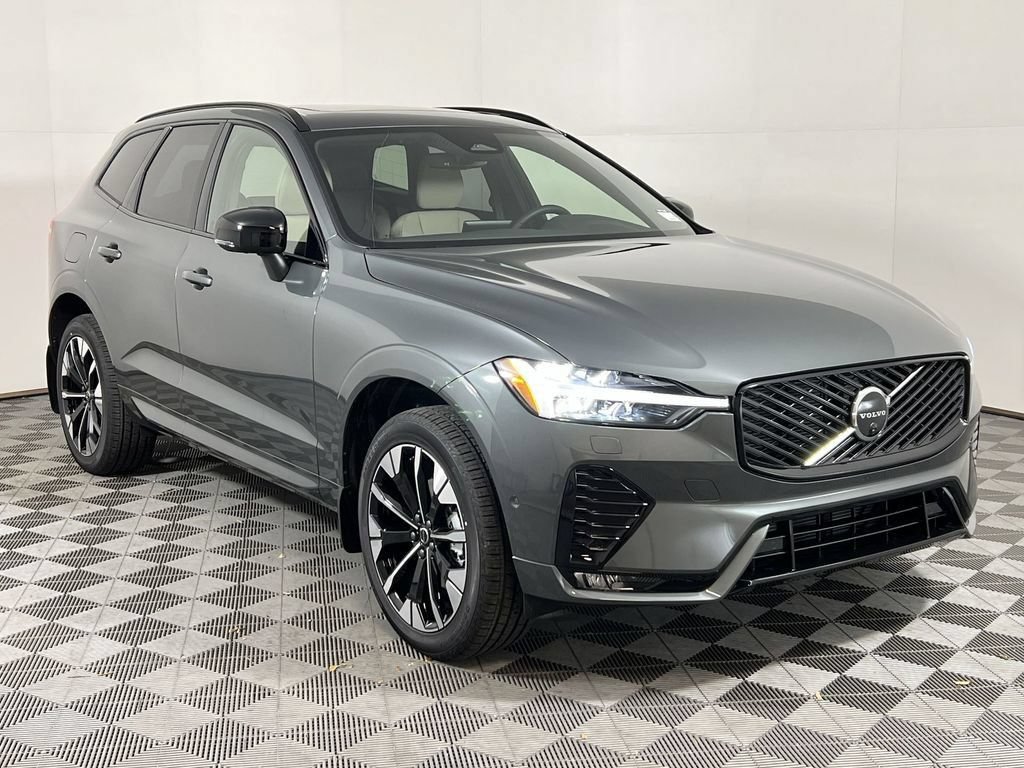 Used 2026 Volvo XC60 B5 Plus w/ Climate Package AWD/4WD image 2
