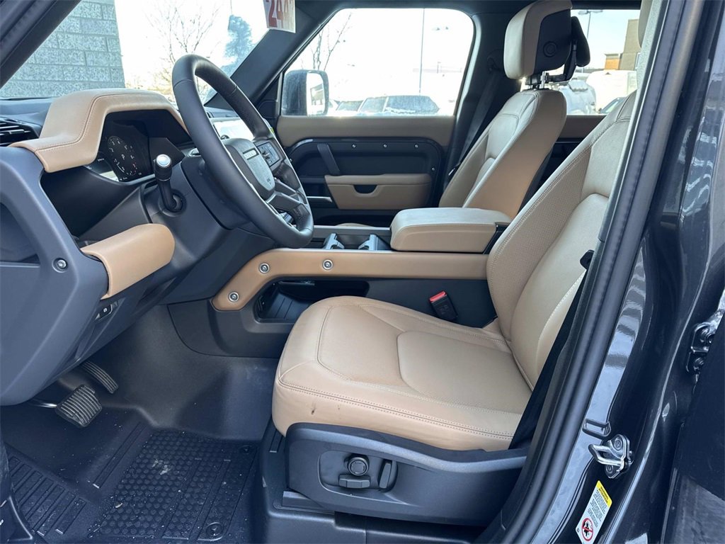 New 2026 Land Rover Defender 110 S image 18