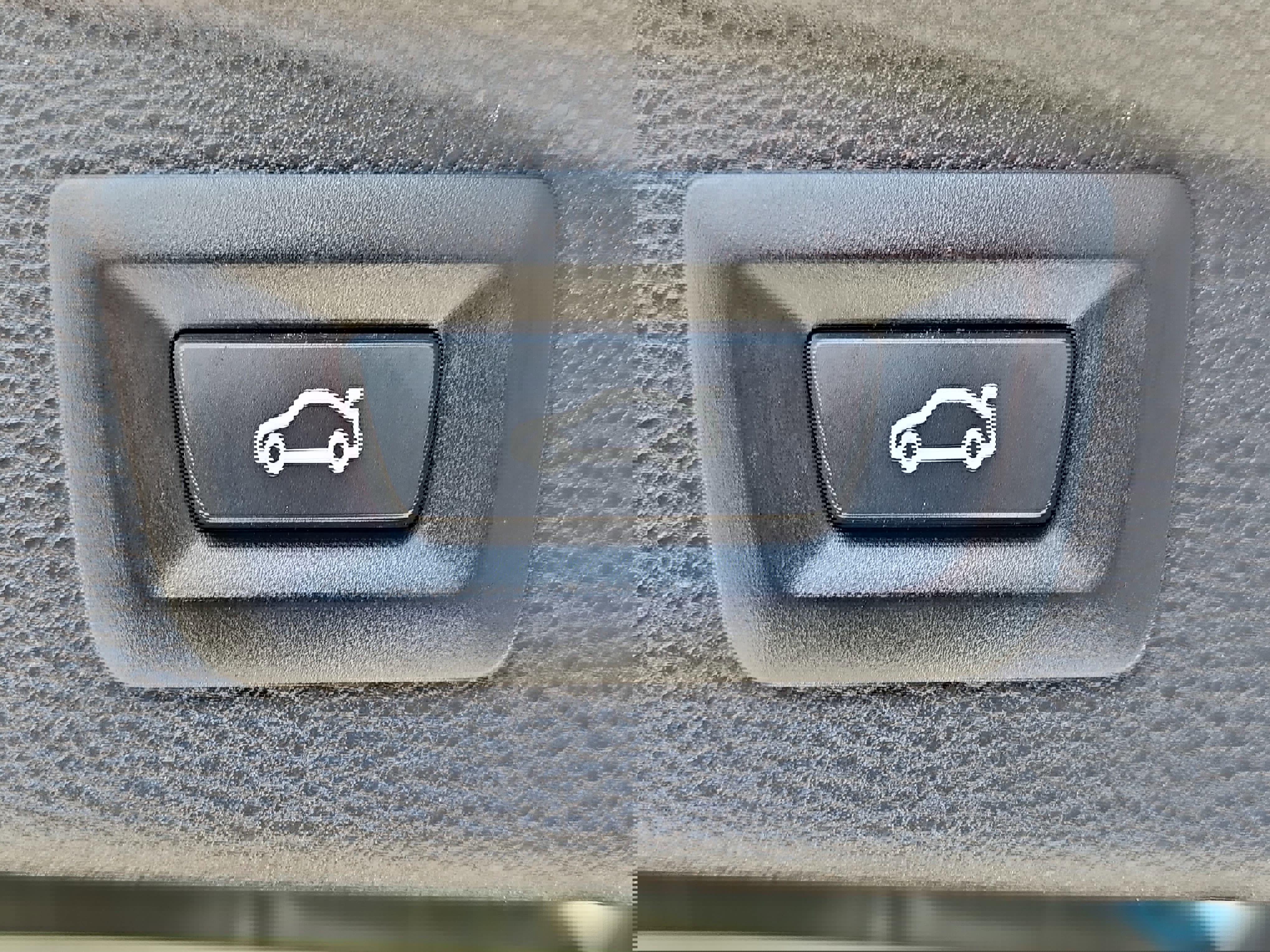 Used 2020 BMW X2 sDrive28i image 13