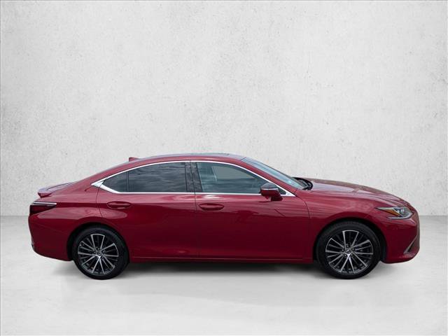 Used 2025 Lexus ES 300h w/ Premium Package FWD image 4