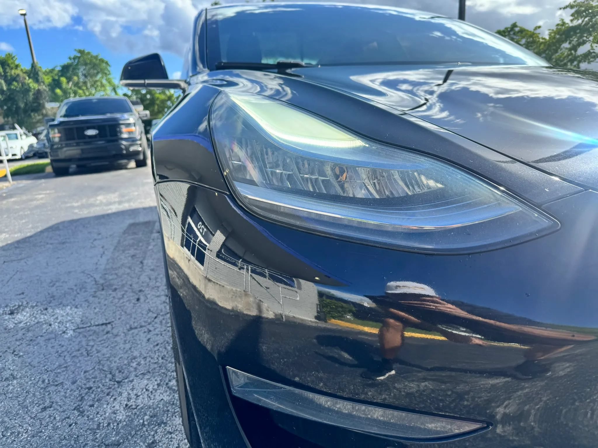 Used 2020 Tesla Model 3 Standard Range RWD image 10