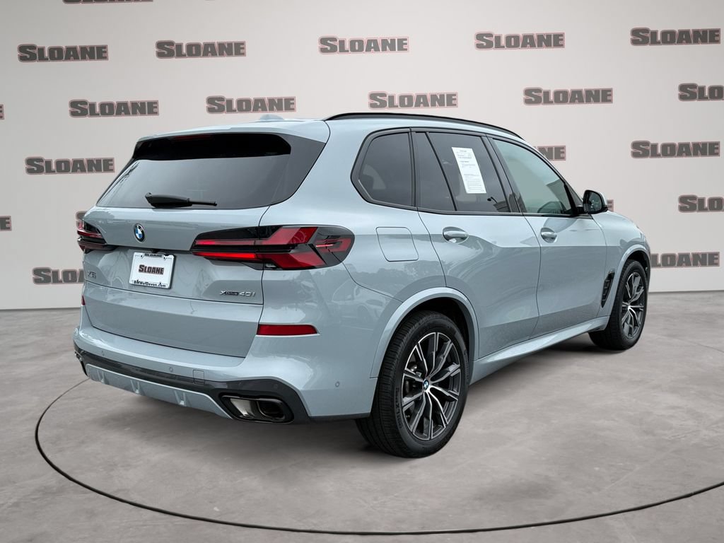 Used 2024 BMW X5 xDrive40i w/ M Sport Package AWD/4WD image 5