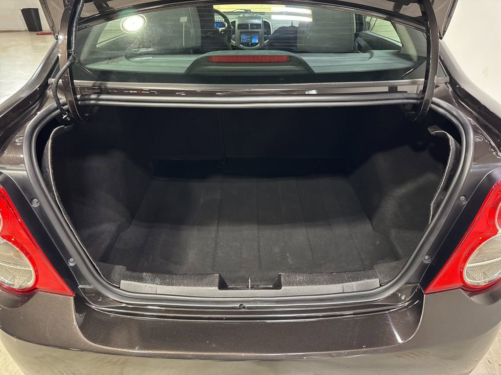 Used 2016 Chevrolet Sonic LT FWD image 27