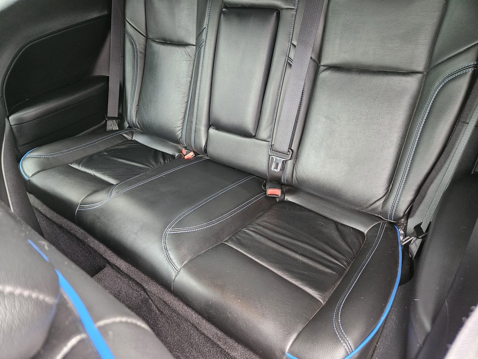 Used 2018 Dodge Challenger R/T RWD image 30