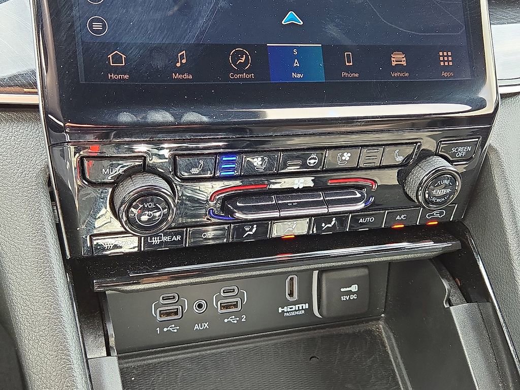 Used 2023 Jeep Grand Cherokee Trailhawk w/ Advanced Protech Group II image 31