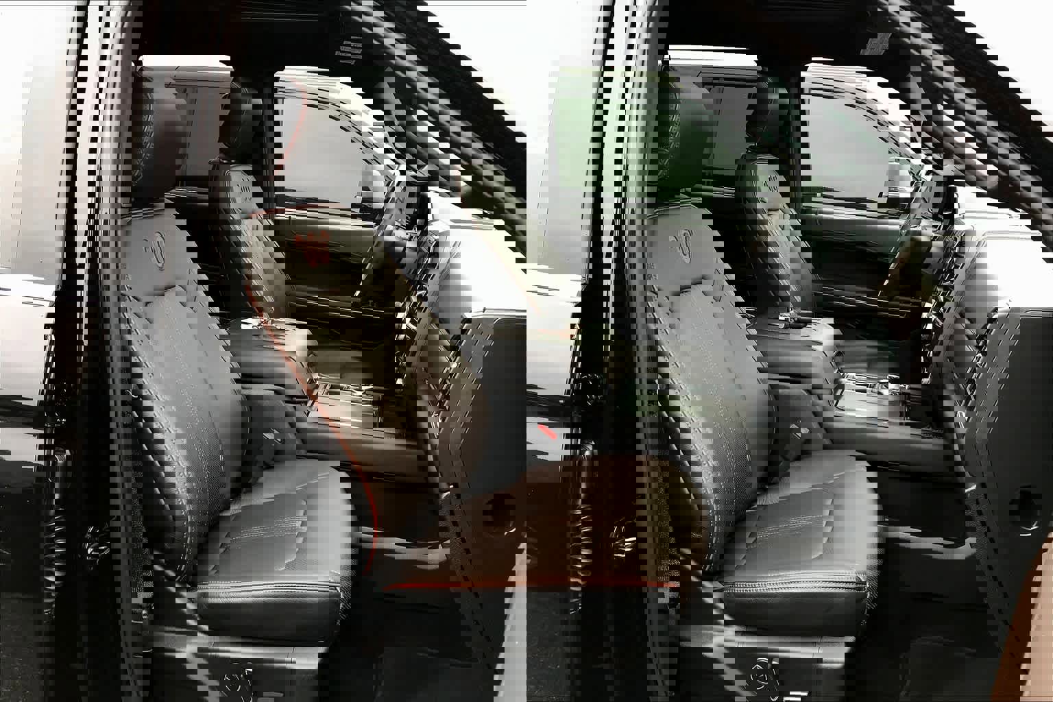 Used 2021 Ford Expedition King Ranch image 8