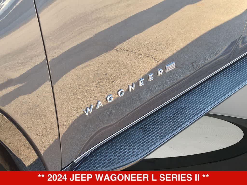 Used 2024 Jeep Wagoneer L Series II w/ Flexible Seating Group RWD image 12