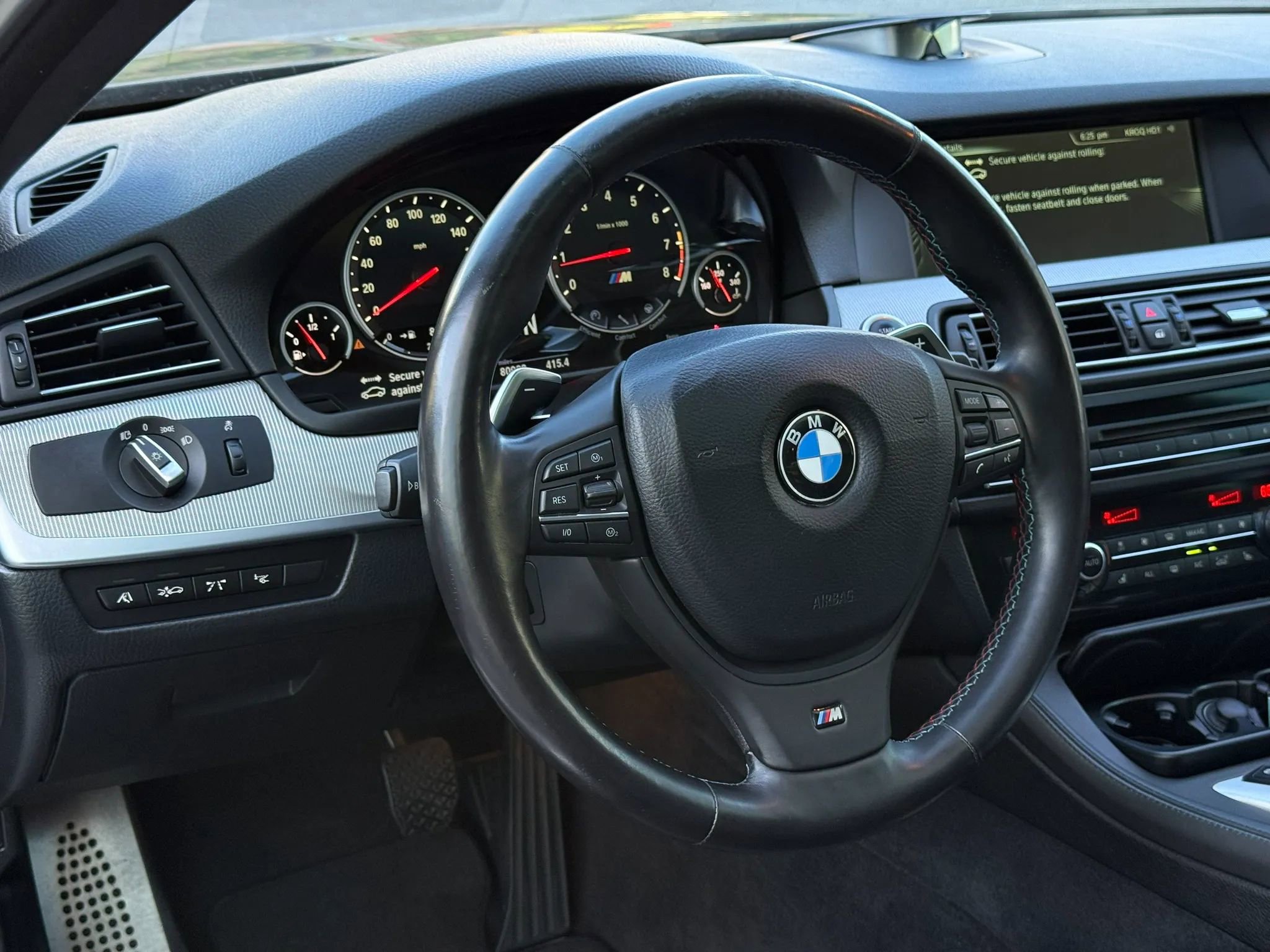 Used 2013 BMW M5 RWD image 31
