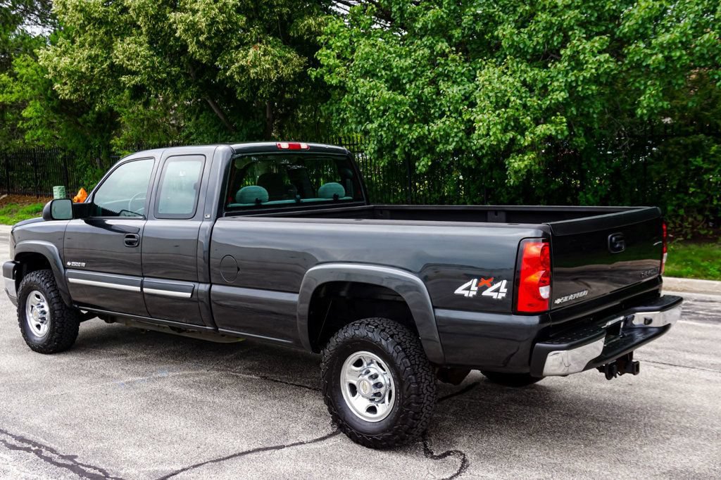Used 2004 Chevrolet Silverado 2500 LS AWD/4WD image 30