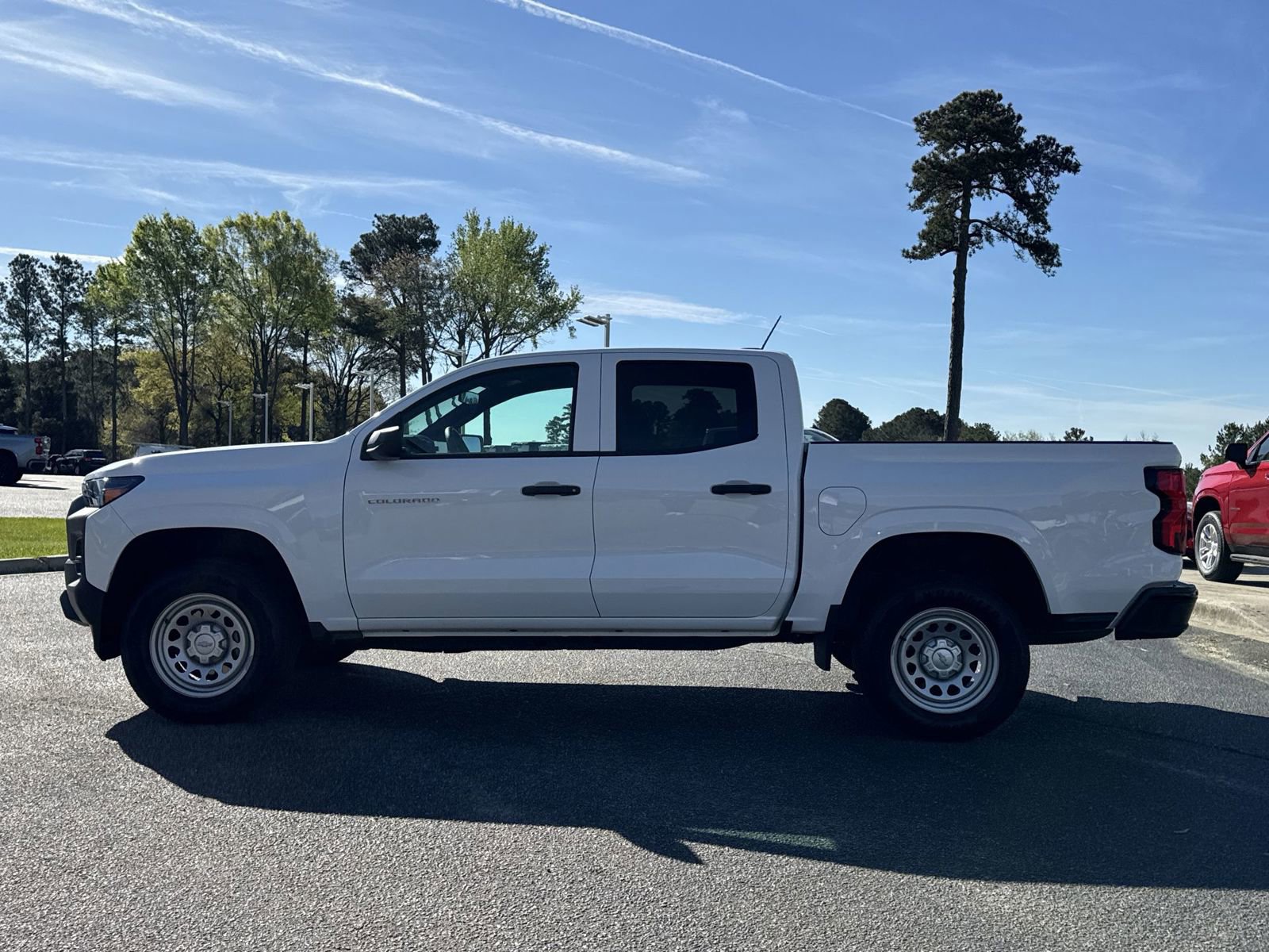 Used 2023 Chevrolet Colorado W/T w/ Advanced Trailering Package image 7
