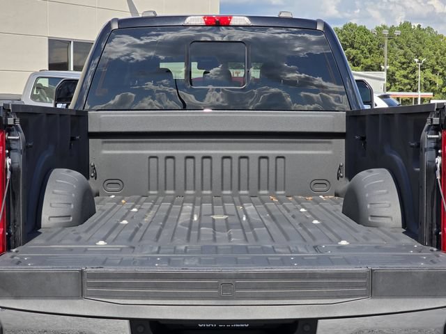 Used 2023 Ford F350 Lariat w/ FX4 Off-Road Package AWD/4WD image 31