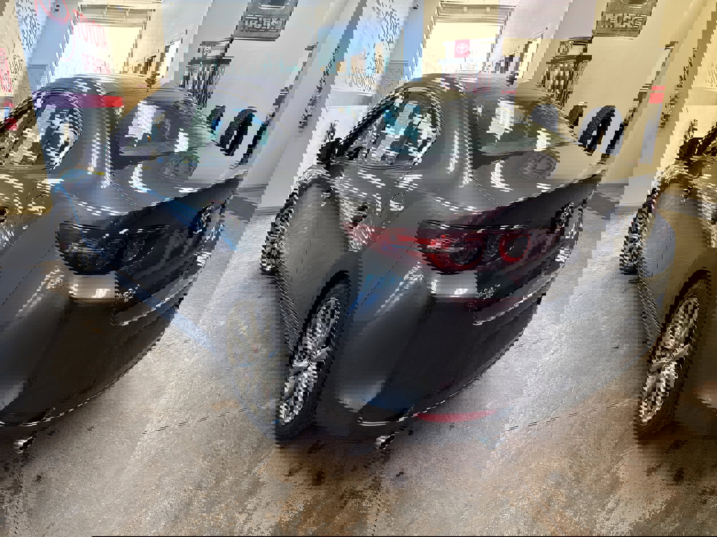 Used 2020 MAZDA MAZDA3 AWD Sedan w/ Premium Package image 8