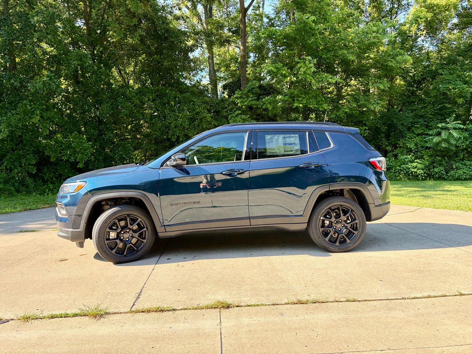New 2026 Jeep Compass Latitude AWD/4WD image 6