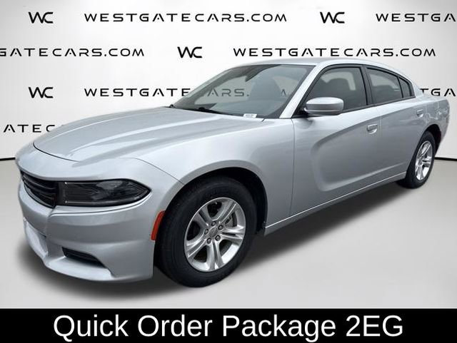 Used 2022 Dodge Charger SXT RWD image 2