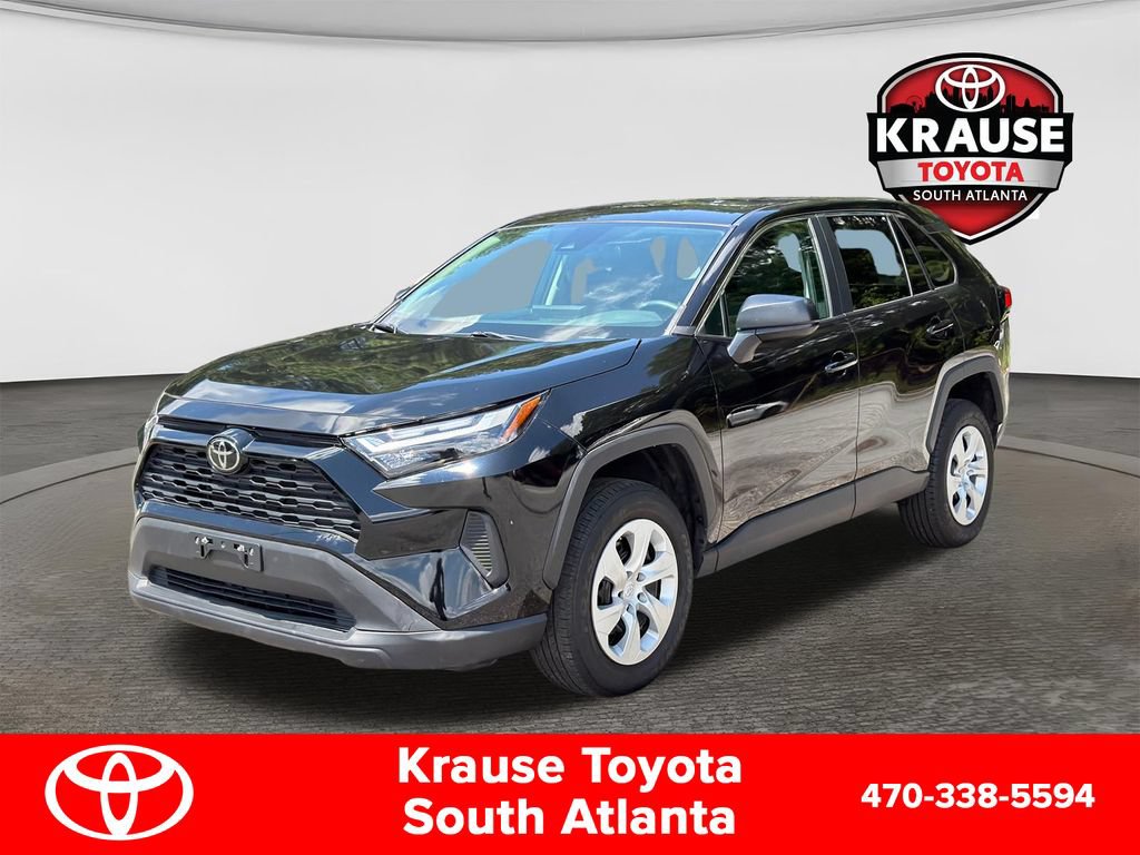 Used 2025 Toyota RAV4 LE AWD/4WD image 3