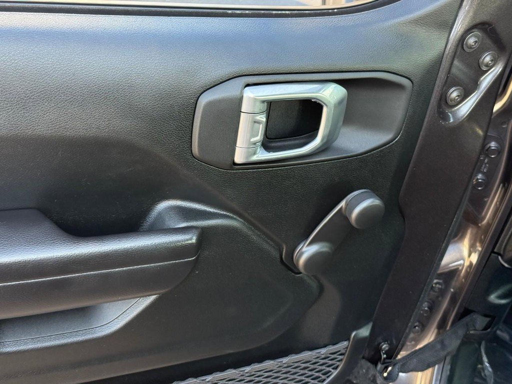 Used 2021 Jeep Wrangler Unlimited Sport image 17