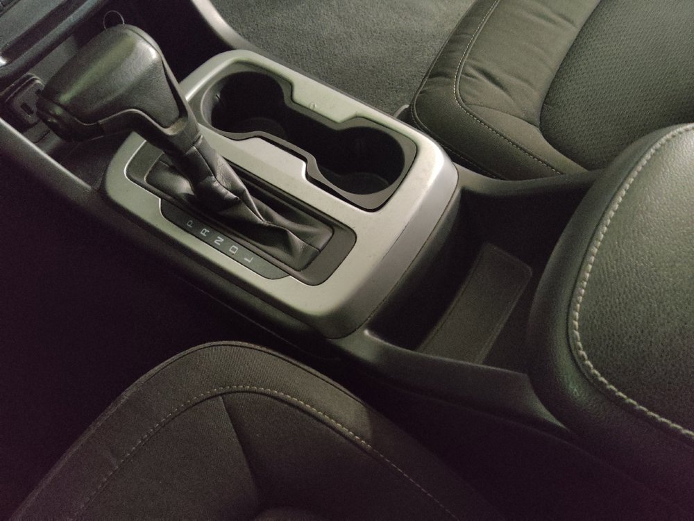 Used 2021 Chevrolet Colorado LT w/ Safety Package RWD image 26