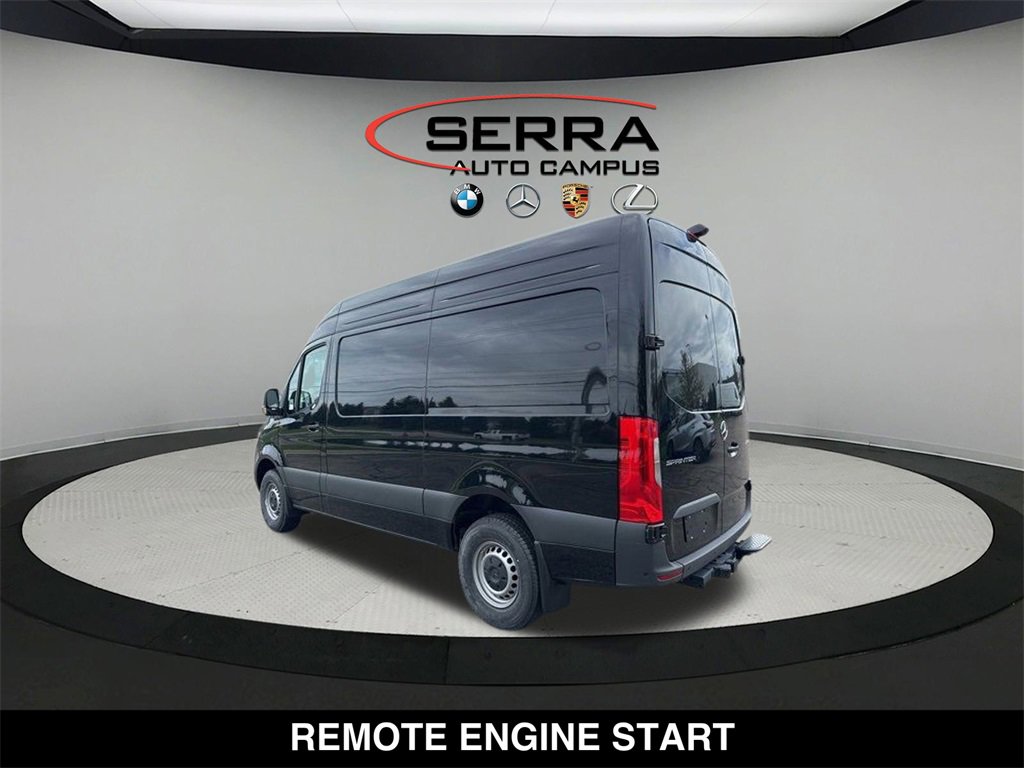 Used 2025 Mercedes-Benz Sprinter 2500 image 11