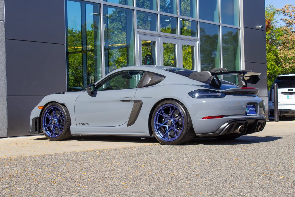 Used 2025 Porsche 718 Cayman GT4 RS RWD image 8