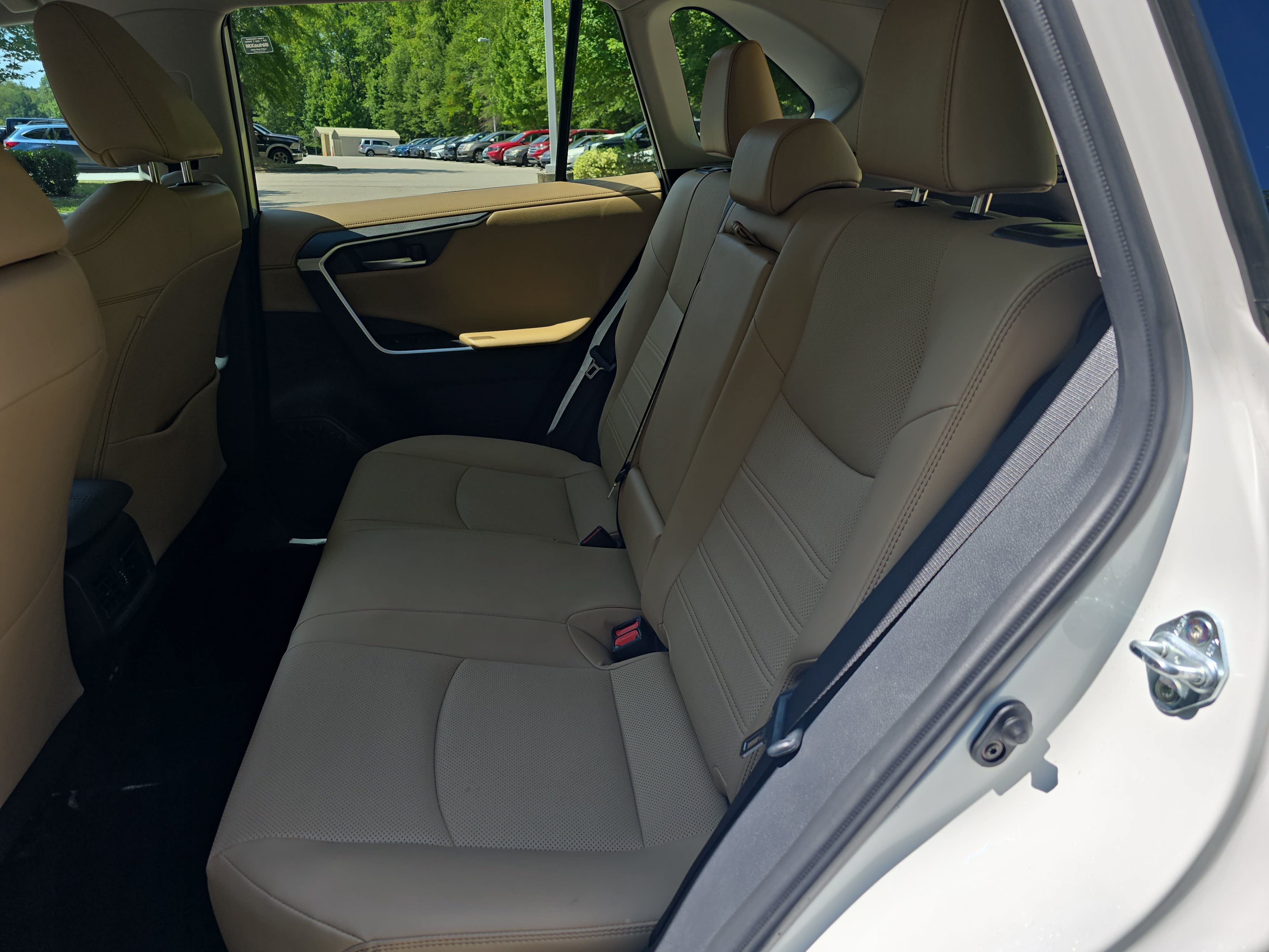 Used 2024 Toyota RAV4 Limited w/ Advanced Technology Package FWD image 15