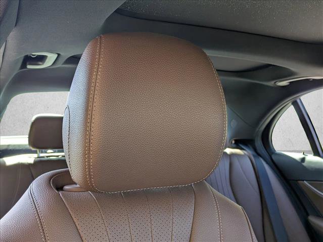 Used 2017 Mercedes-Benz E 300 image 14