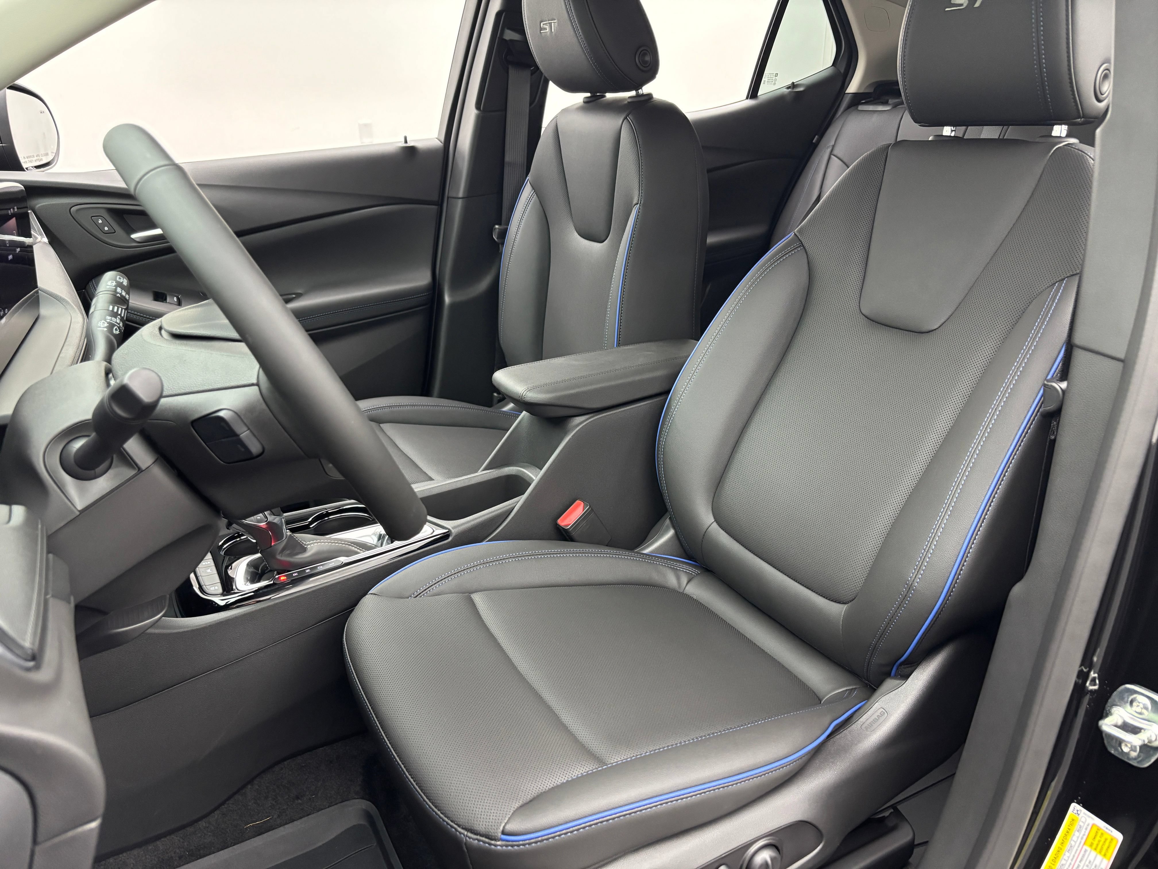 New 2026 Buick Encore GX Sport Touring w/ Advanced Technology Package FWD image 16