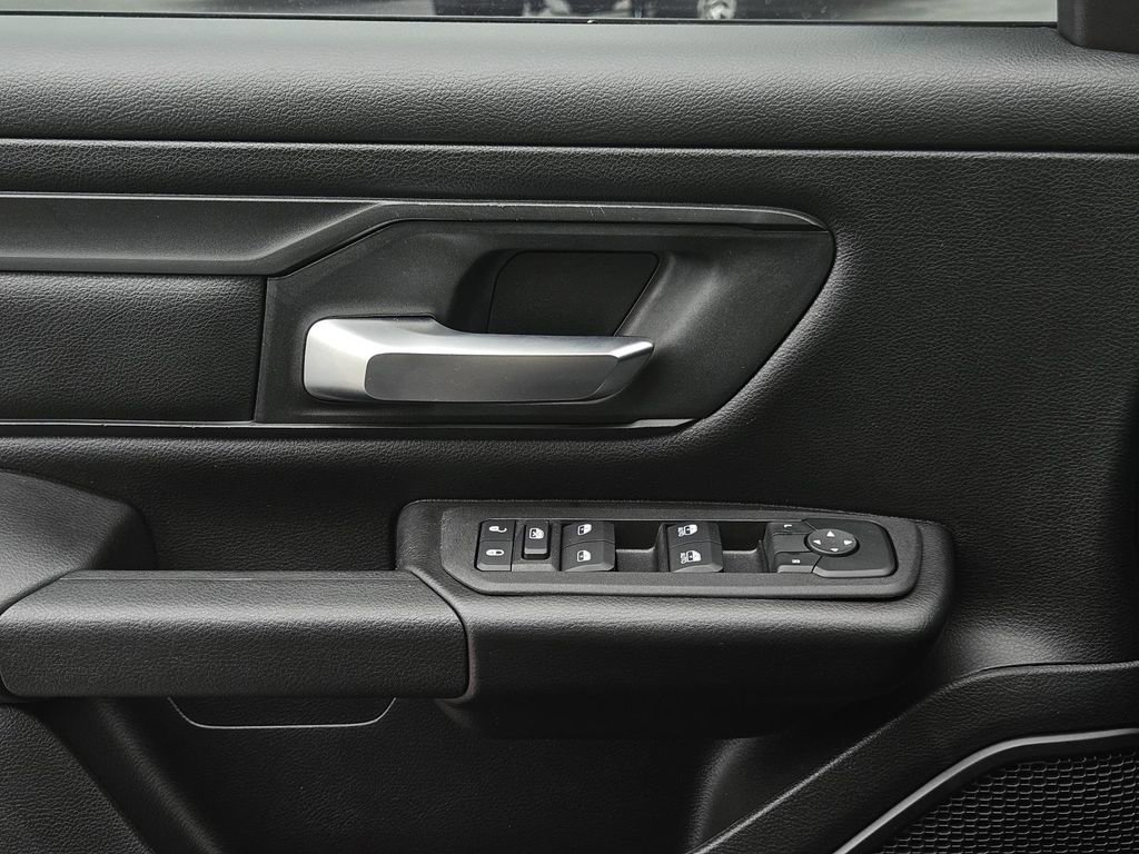 Used 2025 RAM 1500 Classic Warlock AWD/4WD image 27