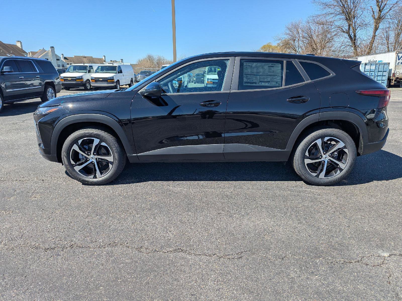 New 2026 Chevrolet Trax RS w/ Sunroof Package image 5