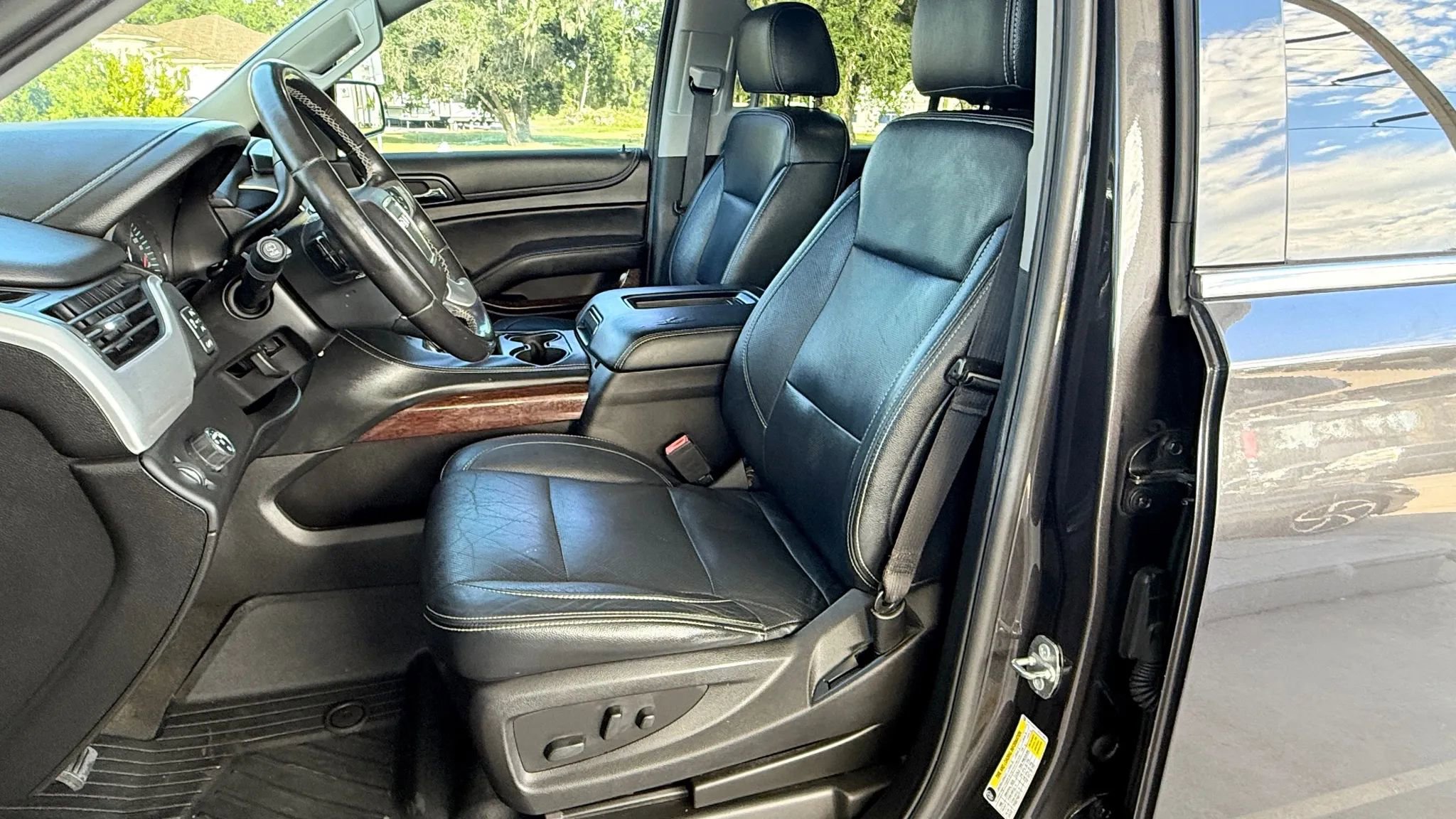 Used 2018 GMC Yukon SLE w/ Convenience Package image 9