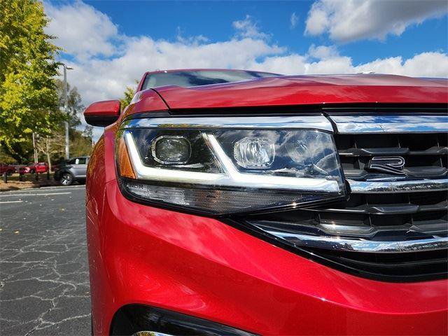 Certified 2022 Volkswagen Atlas SEL Premium image 9