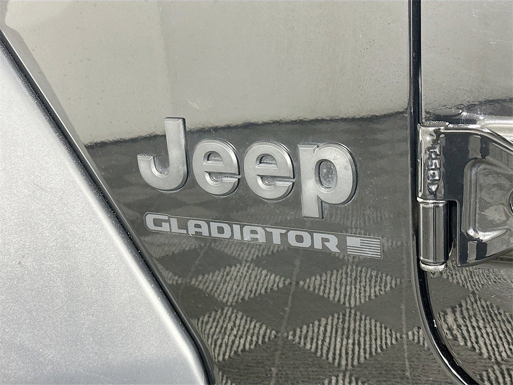 Used 2023 Jeep Gladiator Sport image 28
