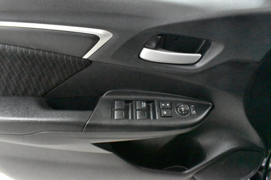 Used 2020 Honda Fit EX image 17