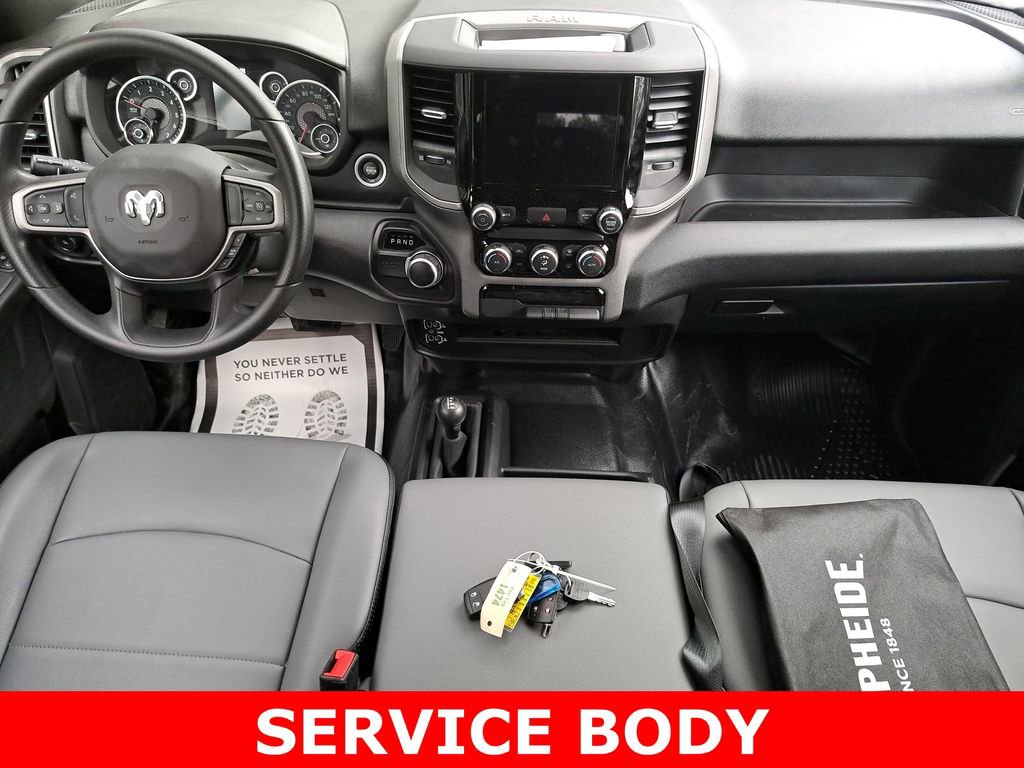 Used 2024 RAM 2500 Tradesman w/ Chrome Appearance Group image 35