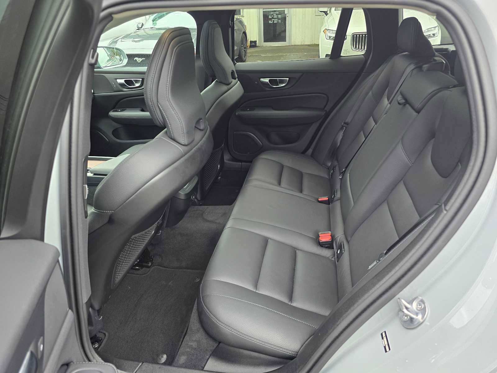 Certified 2025 Volvo V60 B5 Cross Country Plus image 16