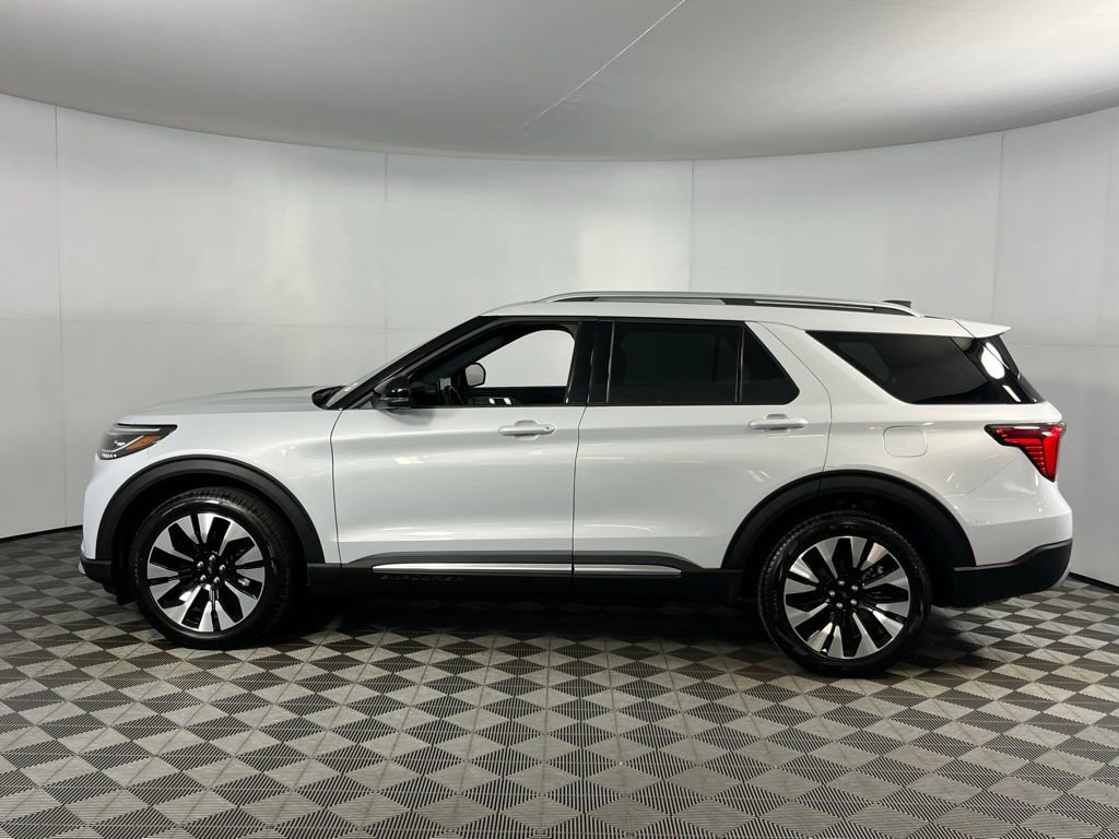 Used 2025 Ford Explorer Platinum w/ LUX Leather Package image 8